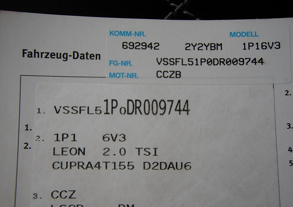 Seat Leon cena 44800 przebieg: 182600, rok produkcji 2012 z Bukowno małe 742
